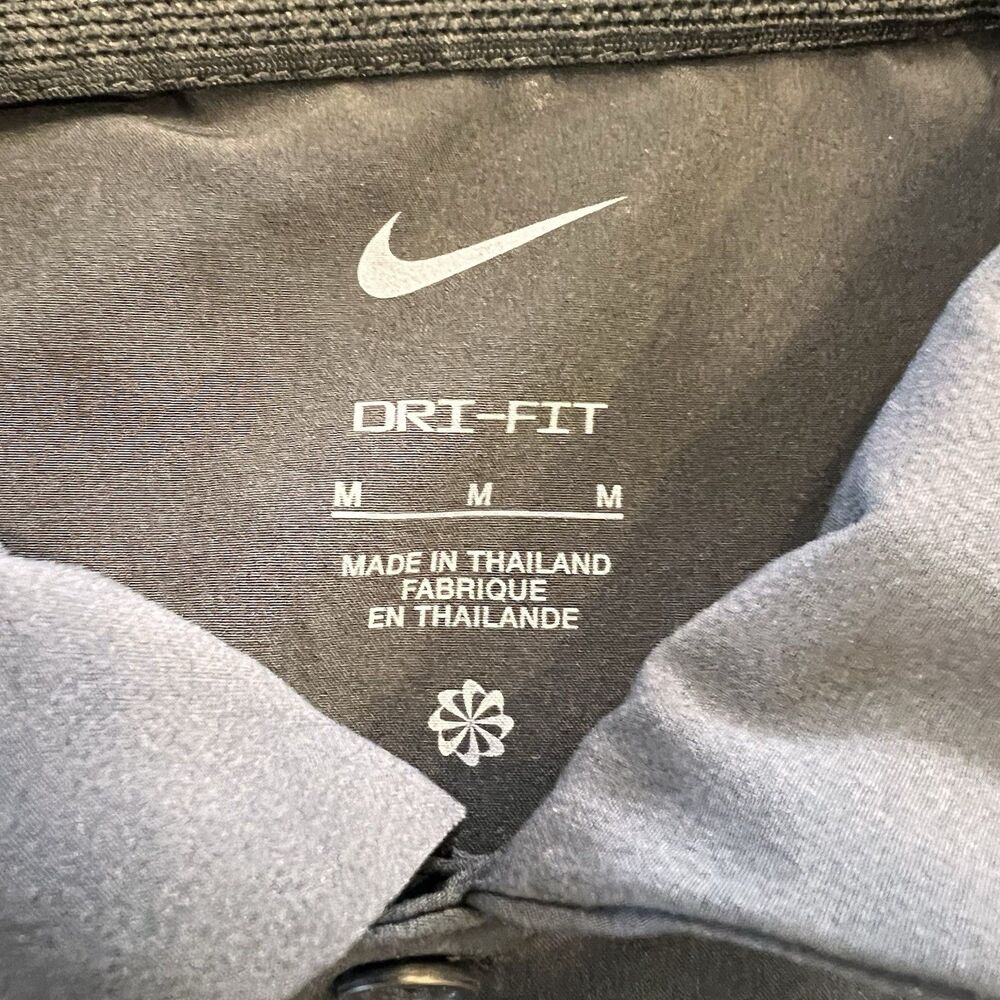 Nike Dri Fit Men’s BYU Golf Polo XII Logo On Left Sleeve Black Size M - Picture 3 of 8